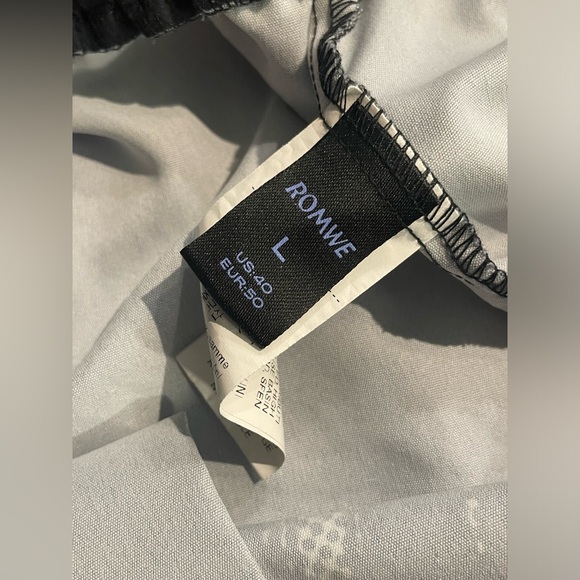 Romwe Men's Anime Shorts *Excellent Cond* Size L - Picture 5 of 6